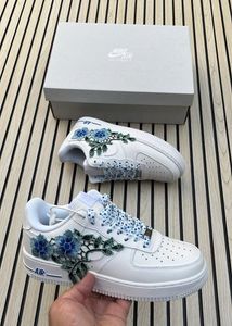 Nike Air Force 1 Floral Sneakers
