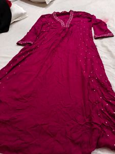 Beautiful Magenta Kurta with Embellishments