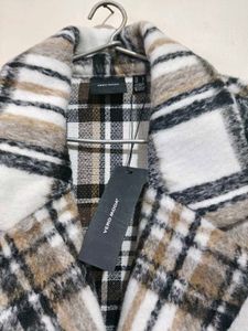 Vero Moda Plaid Coat - Stylish and Warm