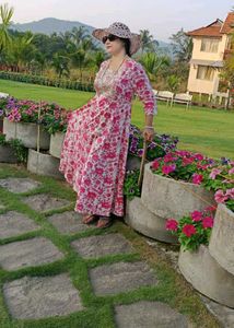 Lsize Beautiful Pink Floral Kurta Gown