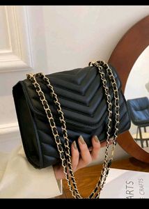 Chic Quilted Shoulder Bag
