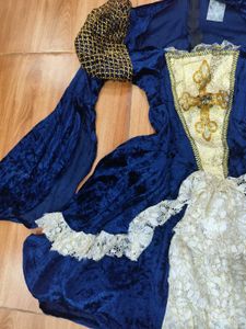 Elegant Blue &amp; Gold Medieval Gown