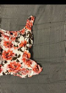 Floral Print Sleeveless Top