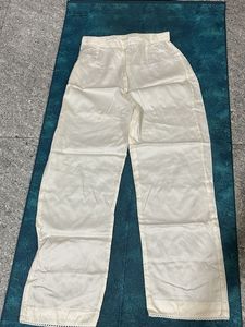 Elegant Off-White Embroidered Kurta