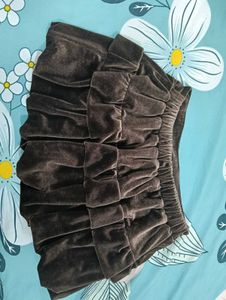 Chic Velvet Ruffle Skirt