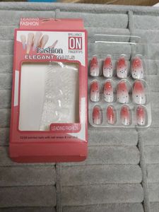 Elegant Fashion Fingertips - False Nails