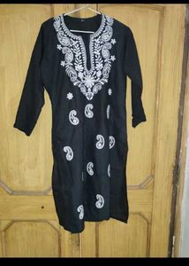 Elegant Black Embroidered Kurta