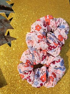 Orange Floral Scrunchies Set