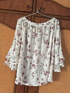 Floral Off-Shoulder Blouse