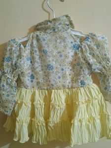 Cute Floral &amp; Ruffle Baby Girl Dress