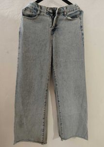 Light Wash Wide Leg Jeans