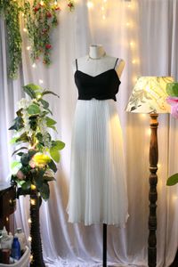clearance sale ✨️Elegant Black &amp; White Dress