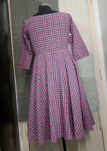 Women cotton pink check Dress
