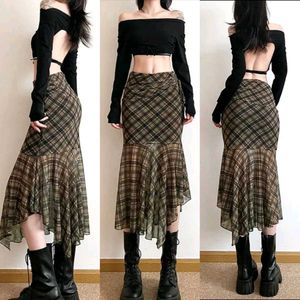 Y2K Plaid Print Ruched Midi Skirt