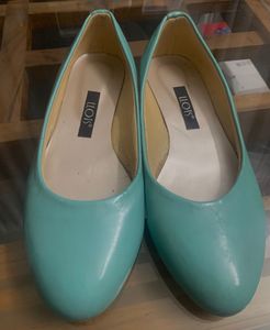 Price Drop🦋Pastel Blue Shoe/Bellies