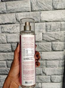 Strawberry Snowflake bath &amp;body works mist