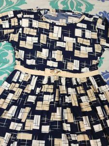 Stylish Printed Midi Dress with Belt