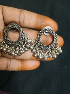 Combo Of 4 Pcs Earrings And One Long Chain