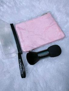 Original MAC Foundation Brush Duoand Pouch