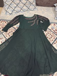 Elegant Emerald Green Embellished kurta wd Plazzo