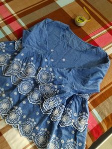 Beautiful Cape Top For Women's