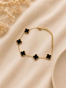 Elegant Clover Bracelet