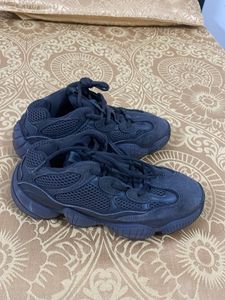Addidas shoes for unisex