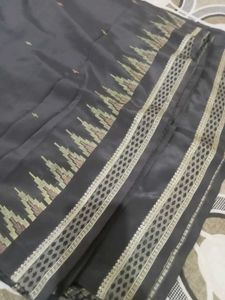Elegant Grey Saree with Intricate Border
