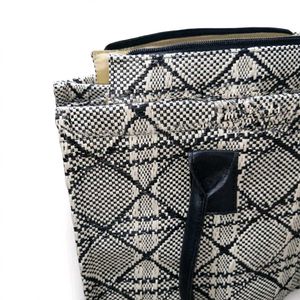 Stylish Textured Tote Bag with Scarf Accent