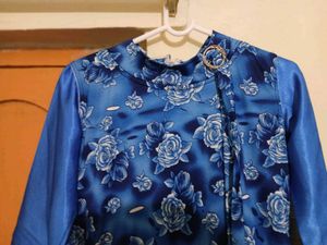 Stunning Blue Floral Print Midi Dress