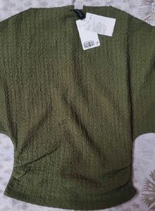 HM Top  without tag but it’s completely new