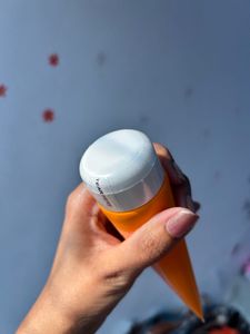 Dot &amp; Key Mango Detan Gel Face Wash