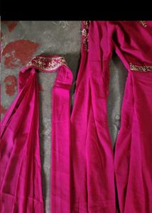 Stunning Magenta Ethnic Gown