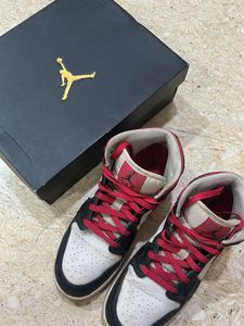 Air Jordan 1 Sneakers
