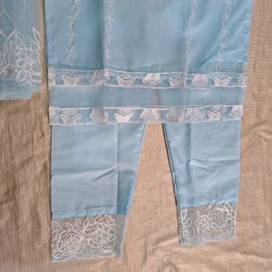 Pakistani Beautiful Suit Set With Dupatta