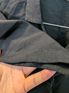 UNIQLO Classic Black Short Sleeve Button-Up Shirt
