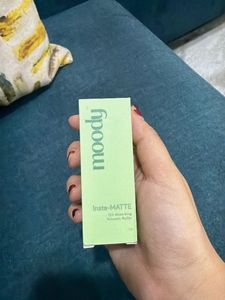 Moody Insta-Matte Oil-Absorbing Roller