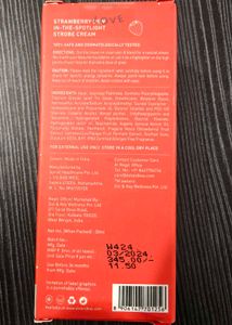 DOT &amp; KEY STRAWBERRY DEW STROBE CREAM