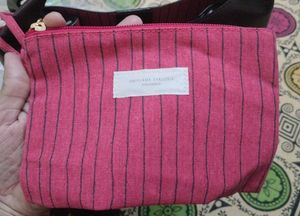 Chic Brown Shoulder Bag with Pouch