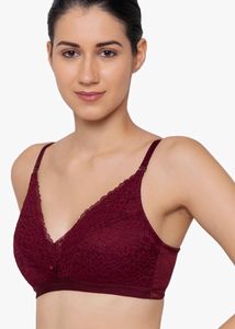 80% OFF TRIUMPH Lace Padded Bra, 36B