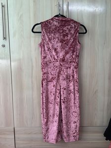 Its a nice party dress