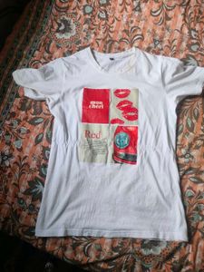 White "Mon Cheri Red" Graphic T-Shirt