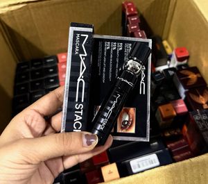MAC Stack Mascara