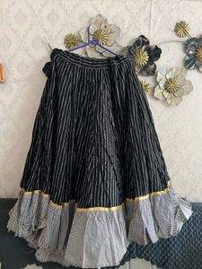 7-8 meter Striped Navratri chaniya