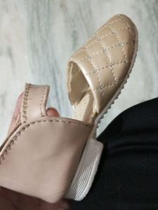 Footwear For 1year Girl