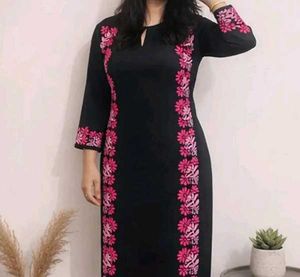🌸 Glow in Threads – Chikankari, Reimagined Kurta