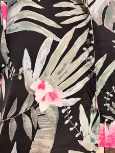 UNISEX Stylish Black Tropical Print Shirt
