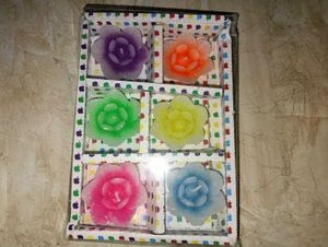 Flower Shaped Floating Candles Set