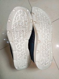 Stylish Blue Slip-On Sneakers