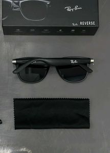 Now Rayban Meta in ORIGINAL WHITE PACKING*( COPY)